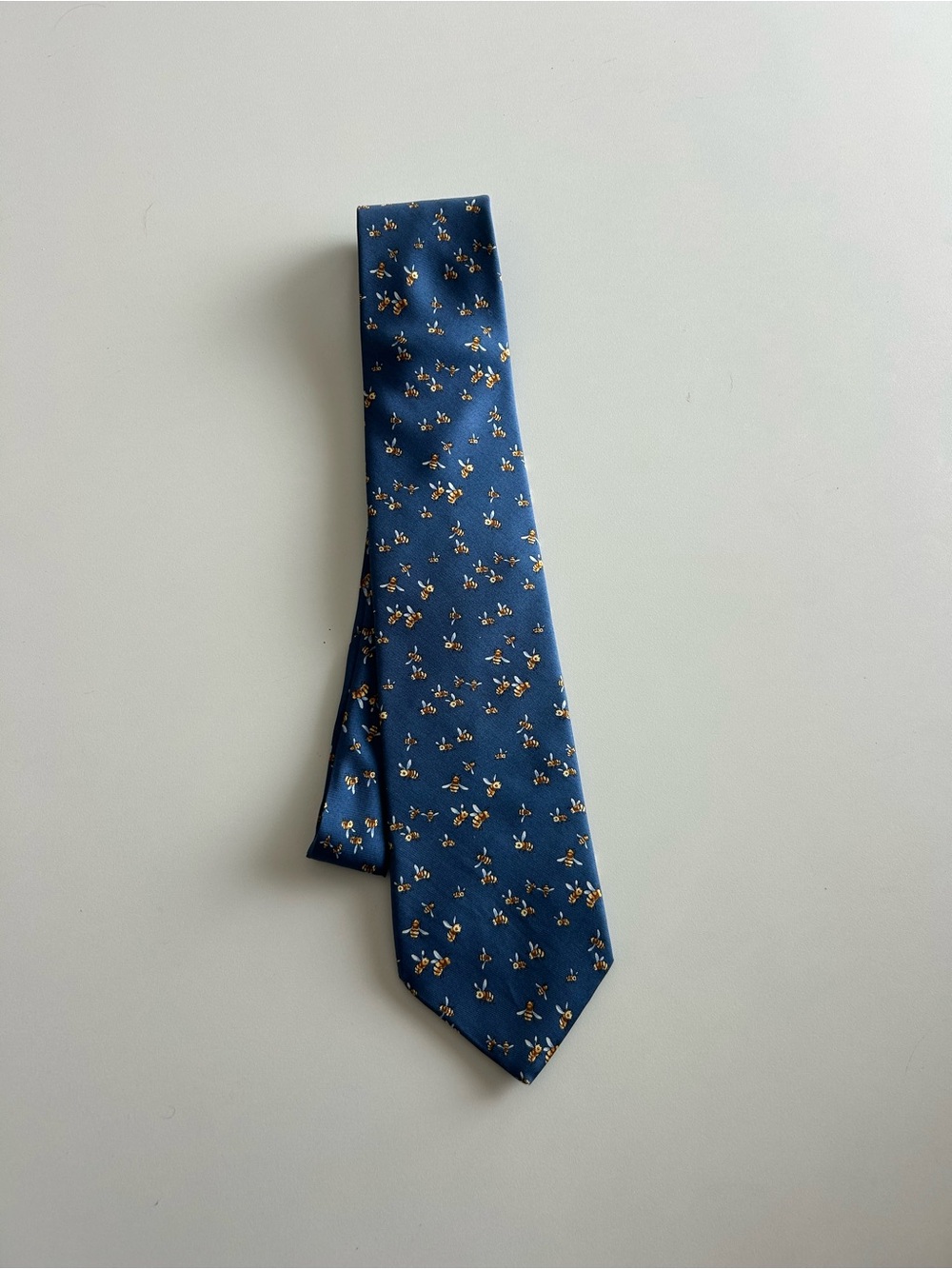 Brooks Brothers Blue w/ Bee Pattern Silk Tie